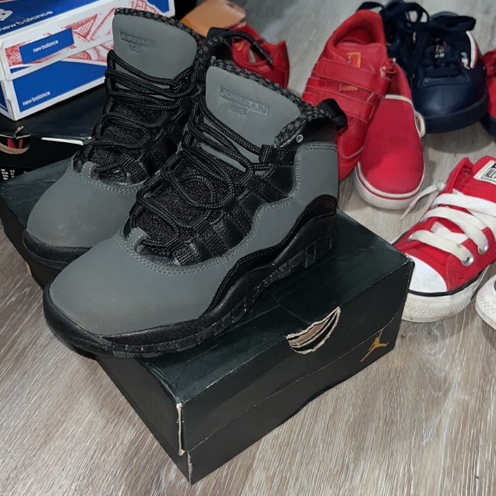 Jordan 10 Retro BP 12c Tank black charcoal red emblems original box 12c